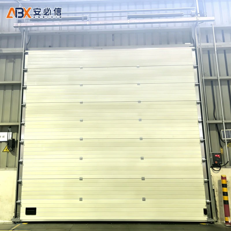 新乡市分节式滑升门